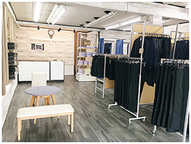 制服のリユース専門店「Eco School Factory」の内観