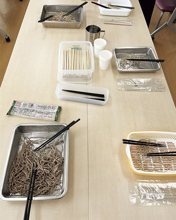 試作品の食味チェックのイメージ