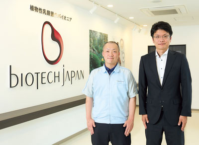 代表取締役社長 江川穰 氏/製造部 生産管理課 課長 捧孝聡 氏