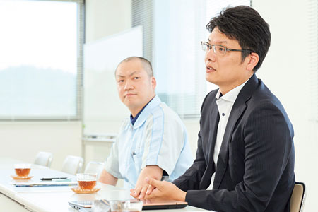 捧課長と江川社長