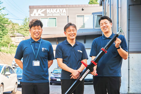 代表取締役 衛藤直哉 氏/開発部 石川 氏/営業企画部 渡邉 氏