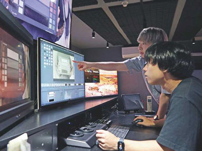 クリエイターの作業の様子