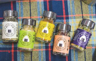 ごはんにかけたり料理にも使える「おにぎり塩」